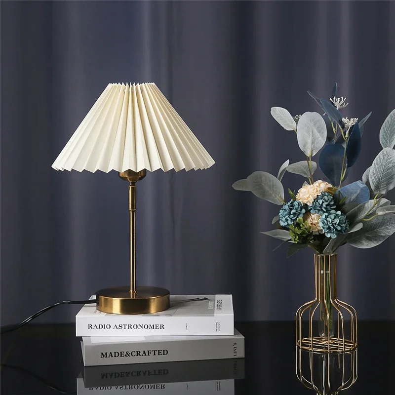 Modern Adjustable Pleated Tabl - Lava Lamp Desktop avis et prix