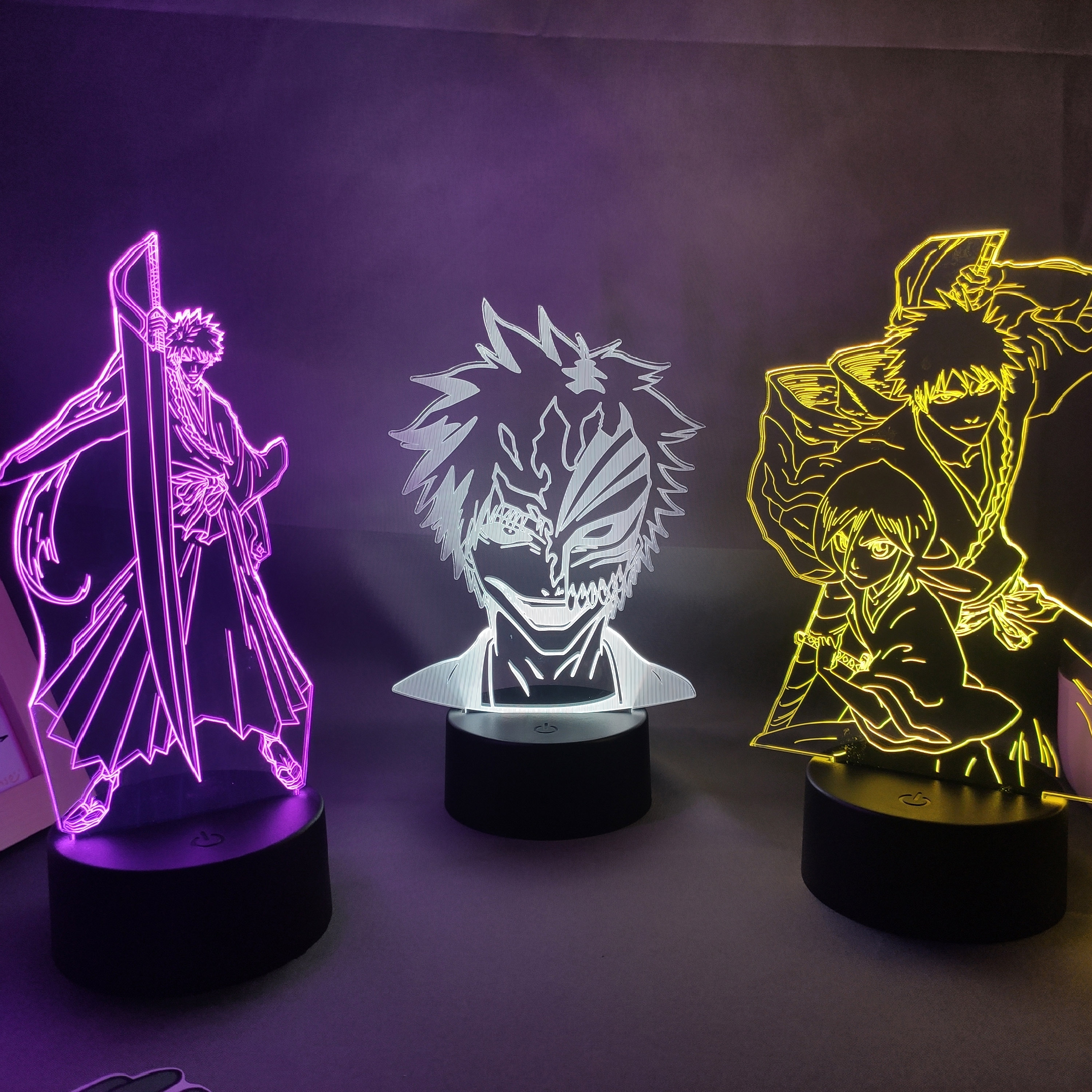 Anime Bleach Figure Ichigo 3D  - Lava Lamp Desktop avis et prix