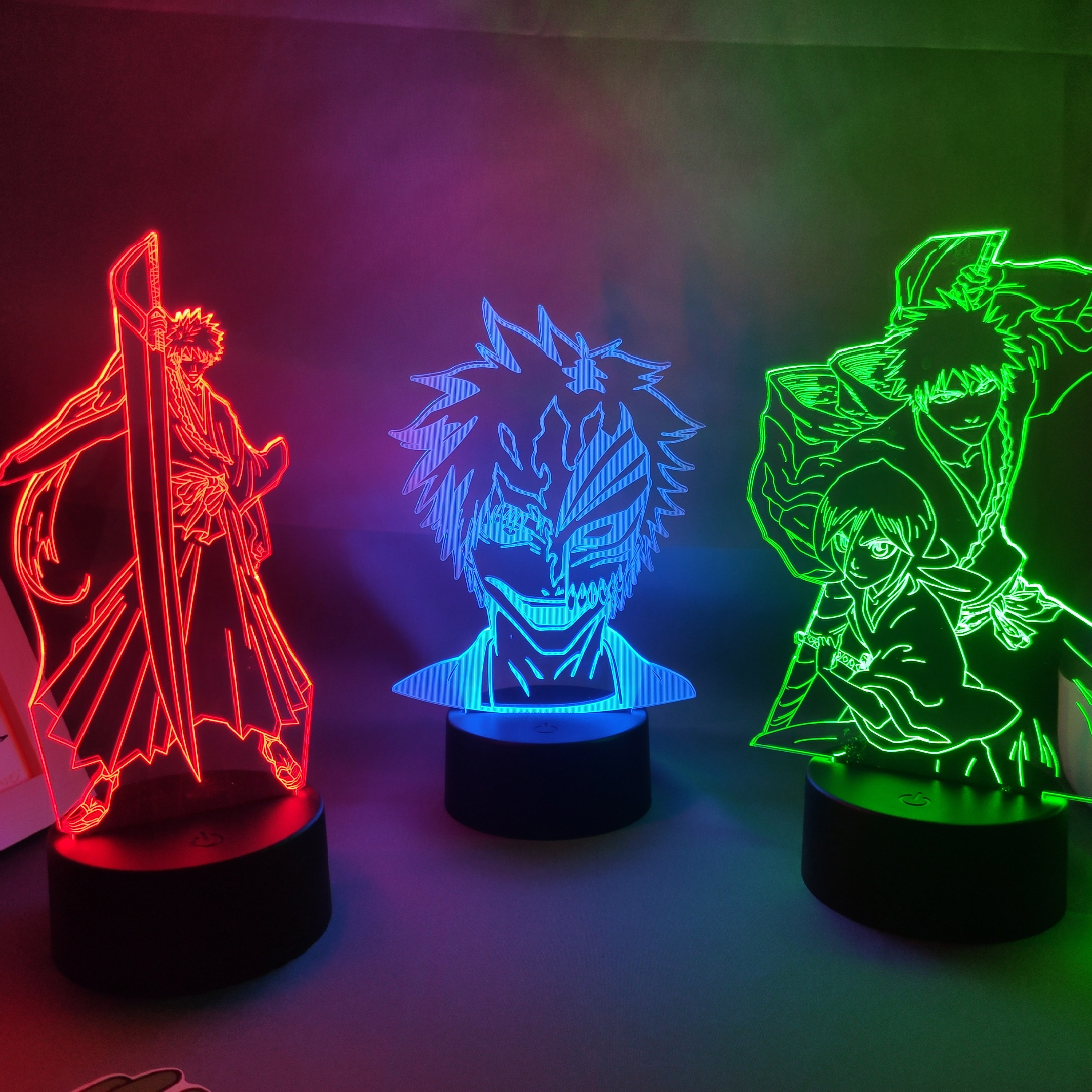 Anime Bleach Figure Ichigo 3D  - Lava Lamp Desktop avis et prix
