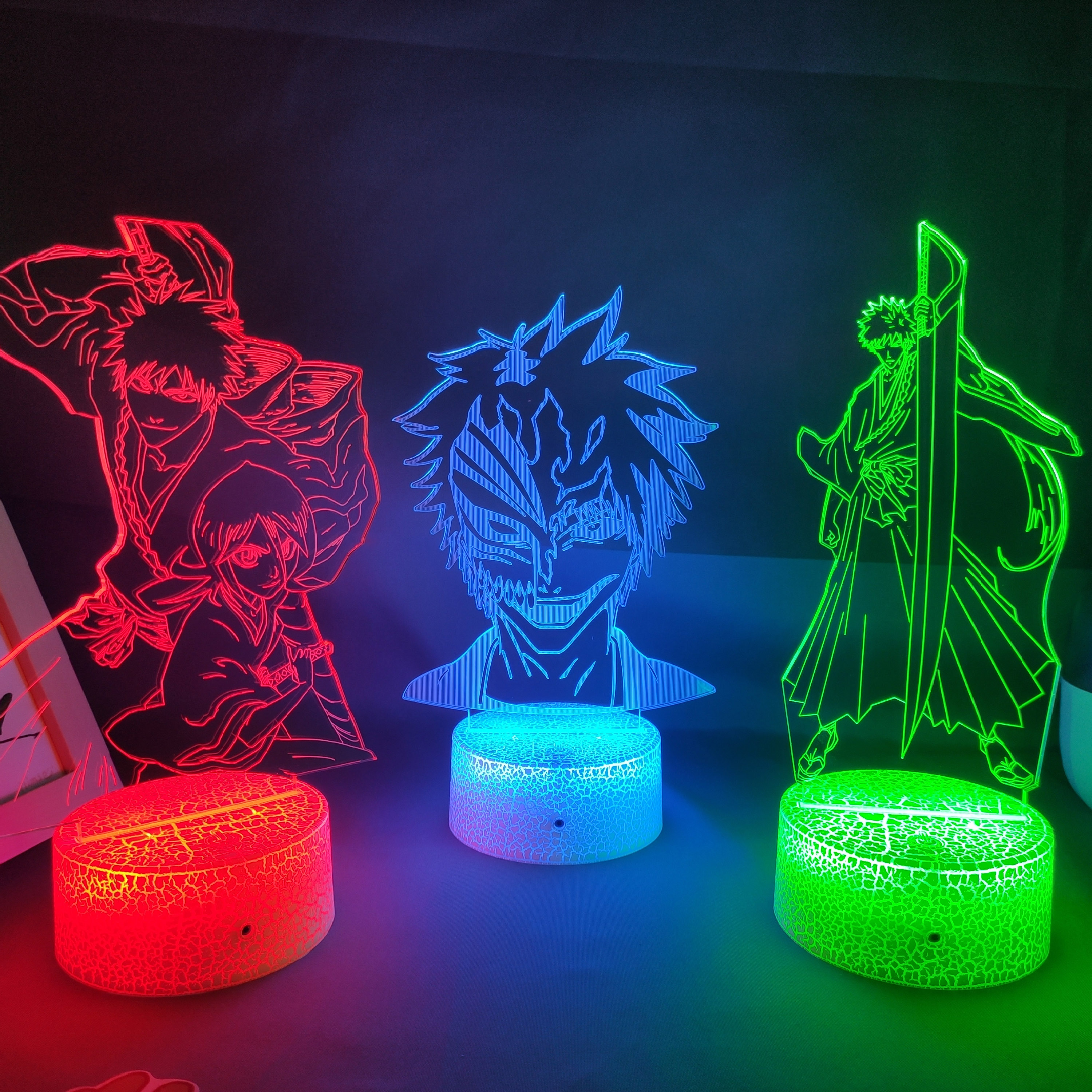 Anime Bleach Figure Ichigo 3D  - Lava Lamp Desktop avis et prix